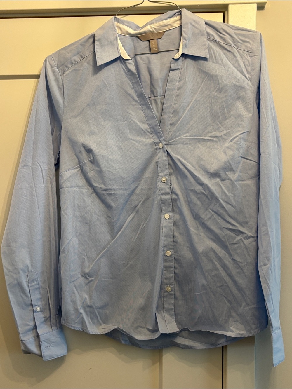 H&M Women's Light Blue Button-Down Shirt